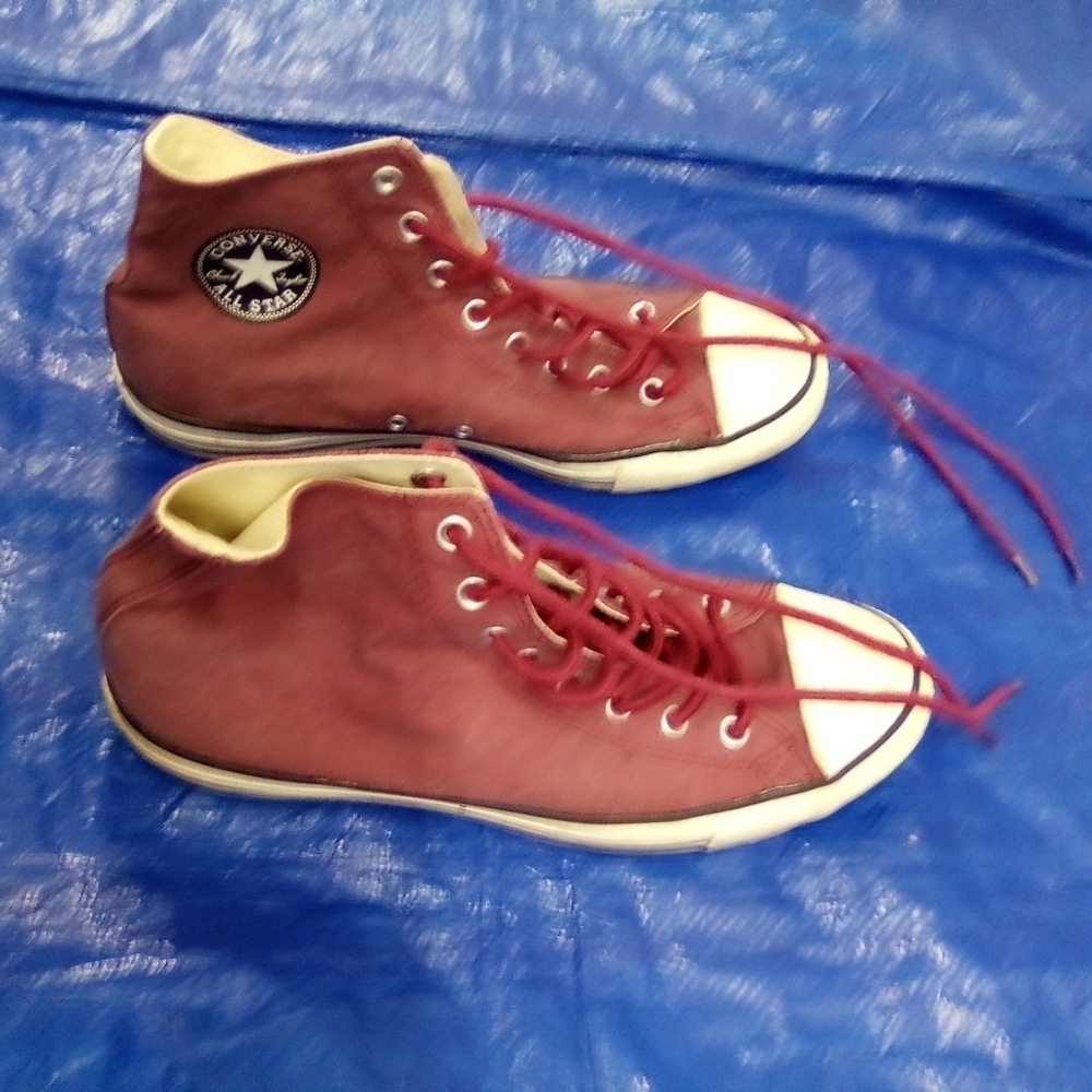 Converse - Picture 2 of 5